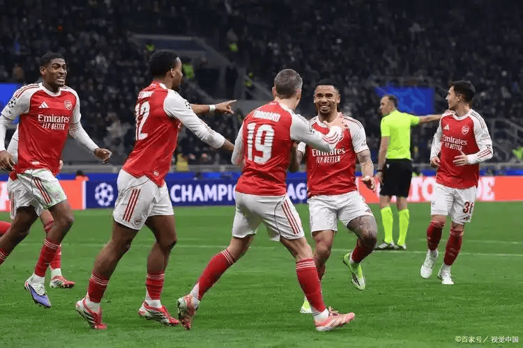 皇家马德里西甲击败塞尔塔维戈罗德里戈反击破门(1516赛季西甲三十一轮皇家马德里对战巴塞罗那高清)